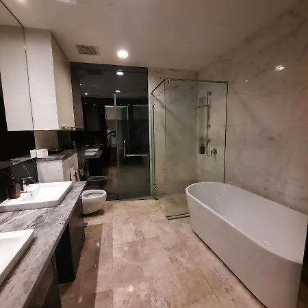 Platinum Suites Klcc By Citybox Kuala Lumpur Exterior photo